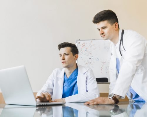 How Patient Portals Improve Engagement on Clinic Websites